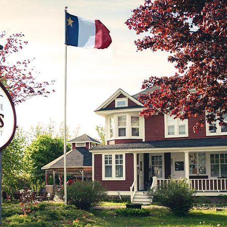 Complexe D'Hebergement La Maison Touristique Dugas 卡拉凯特 外观 照片