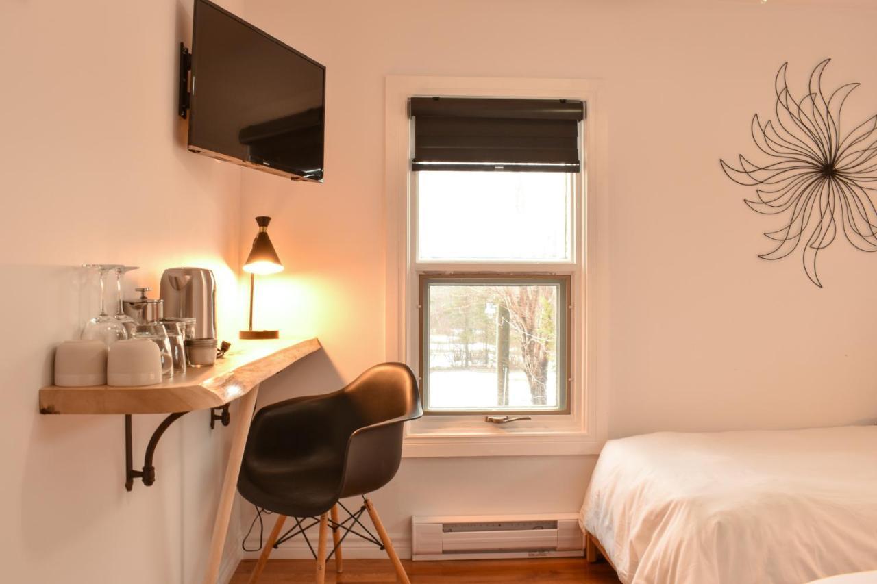 Complexe D'Hebergement La Maison Touristique Dugas 卡拉凯特 外观 照片