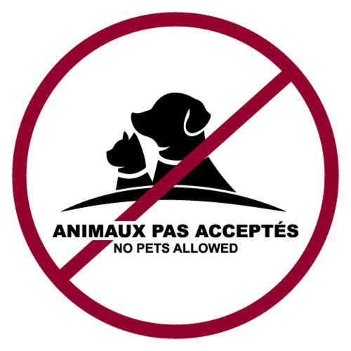 Complexe D'Hebergement La Maison Touristique Dugas 卡拉凯特 外观 照片